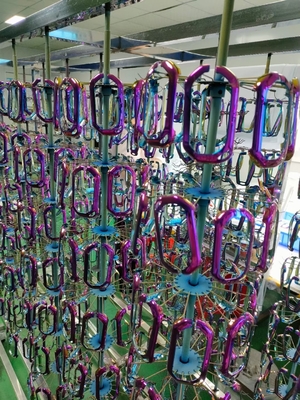 金色の虹の色のために不?? 鋼のハードウェアをフィット金真空塗装マシン