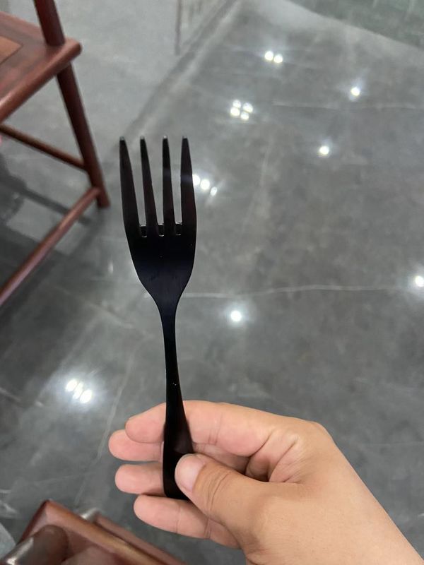 良質なプロセス重複性 金色のコーティング Pvd真空コーティングのためのミニマシン